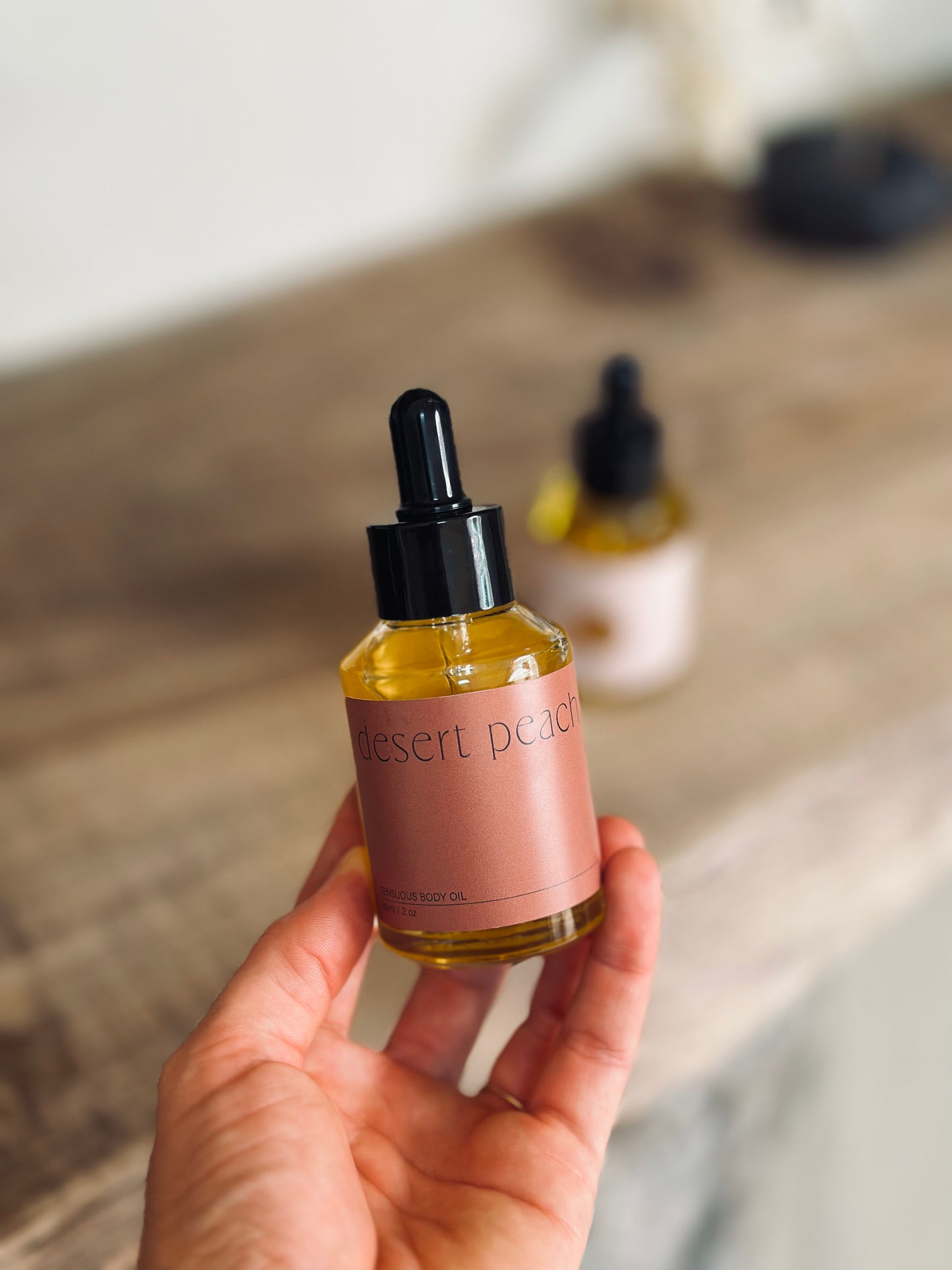 Desert Peach Oil, Vali